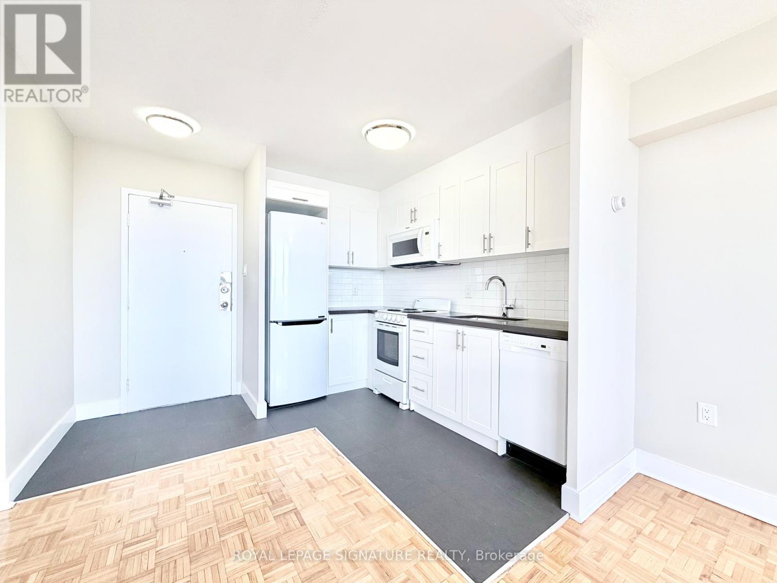 404 - 1500 Bathurst Street, Toronto, Ontario  M5P 3L3 - Photo 3 - C13620516