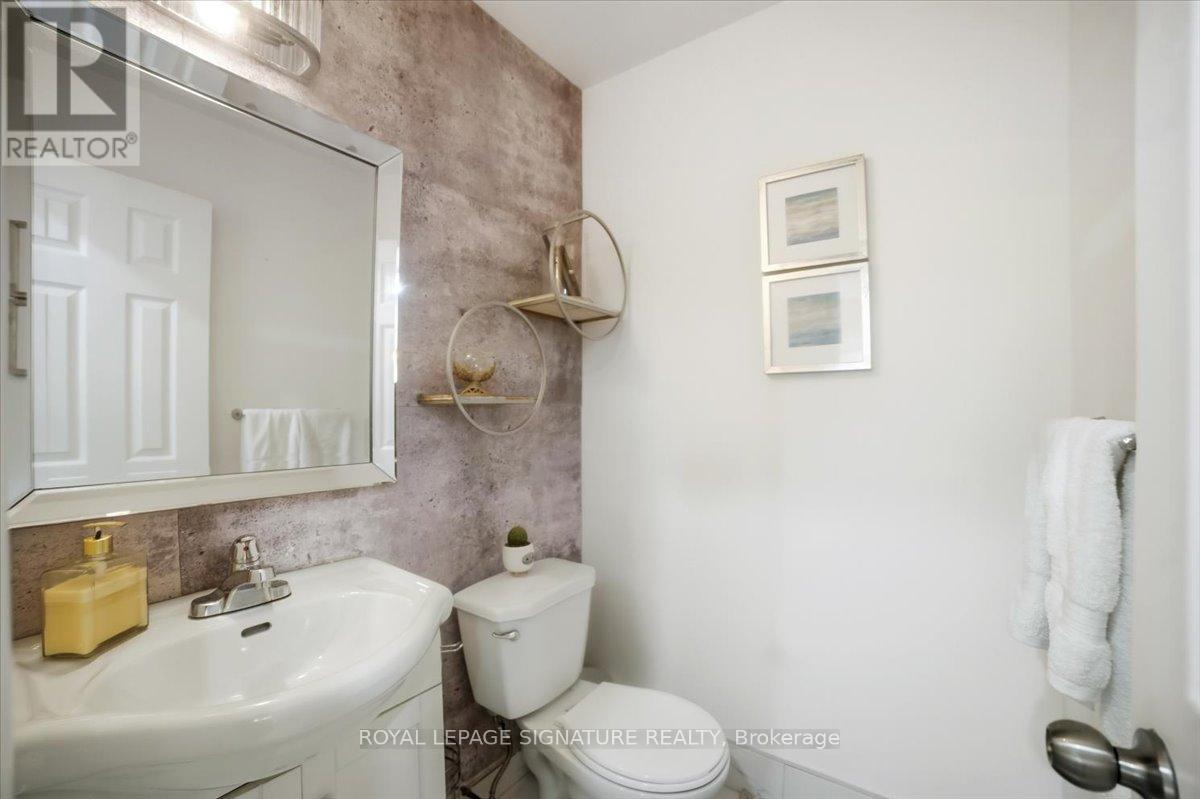 1778 Silverthorn Square, Pickering, Ontario L1V 5C4 - Photo 38 - E13620432