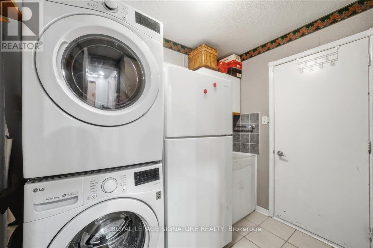 1778 Silverthorn Square, Pickering, Ontario L1V 5C4 - Photo 39 - E13620432