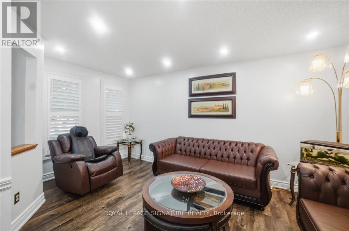 1778 Silverthorn Square, Pickering, Ontario L1V 5C4 - Photo 8 - E13620432