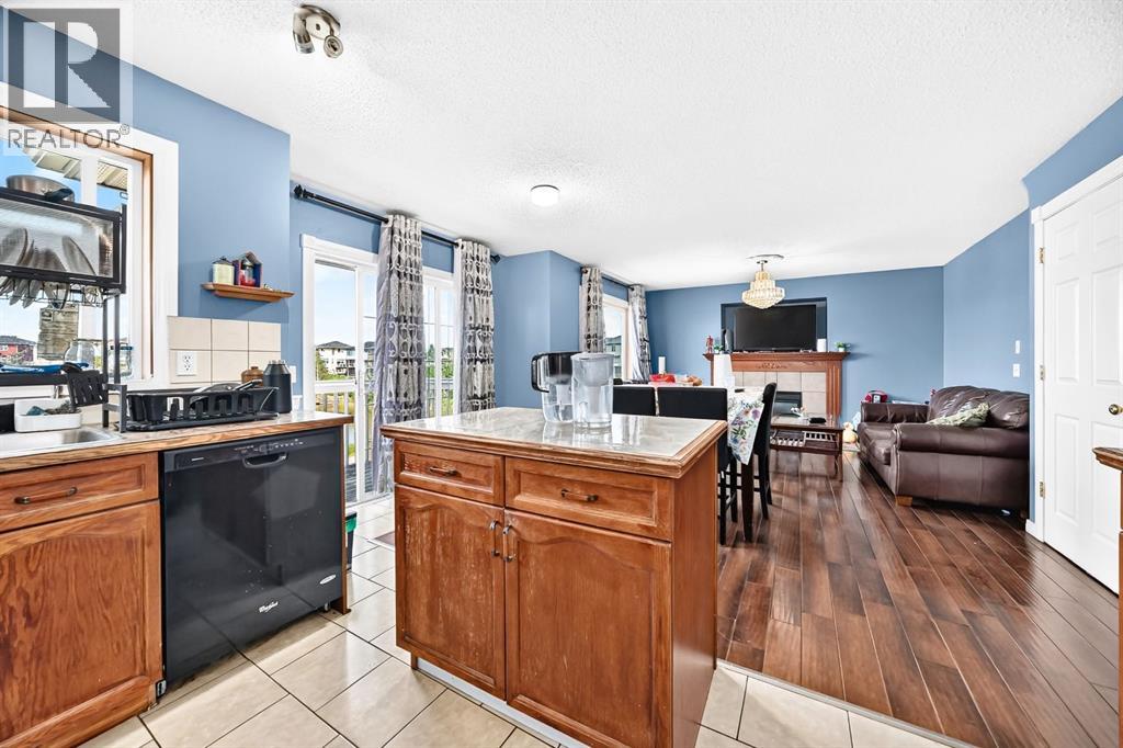 308 Taracove Estate Drive NE, Calgary, Alberta  T3J 5A1 - Photo 5 - A2333384