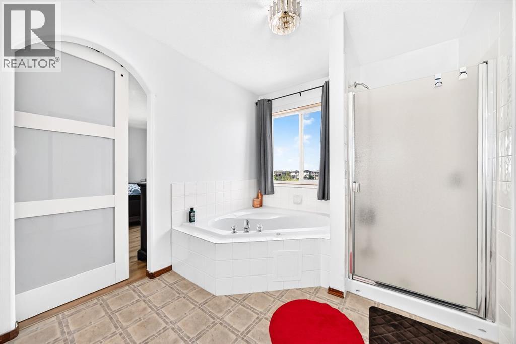 308 Taracove Estate Drive NE, Calgary, Alberta  T3J 5A1 - Photo 13 - A2333384