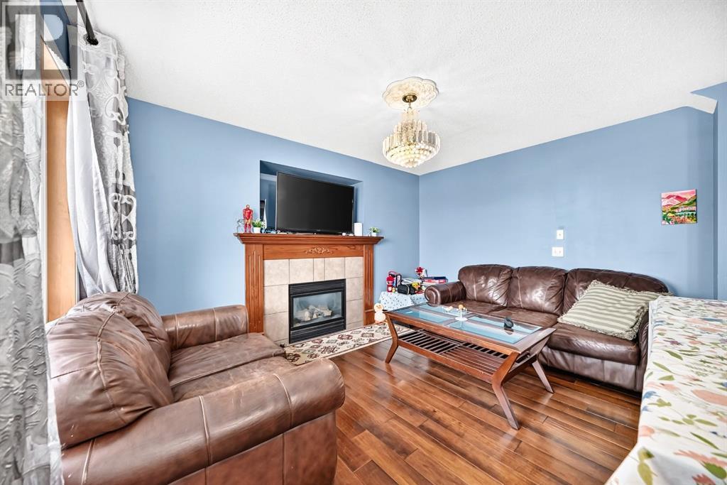 308 Taracove Estate Drive NE, Calgary, Alberta  T3J 5A1 - Photo 6 - A2333384