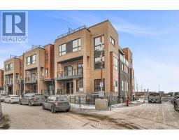 15 - 20 LYTHAM GREEN CIRCLE, Newmarket, Ontario