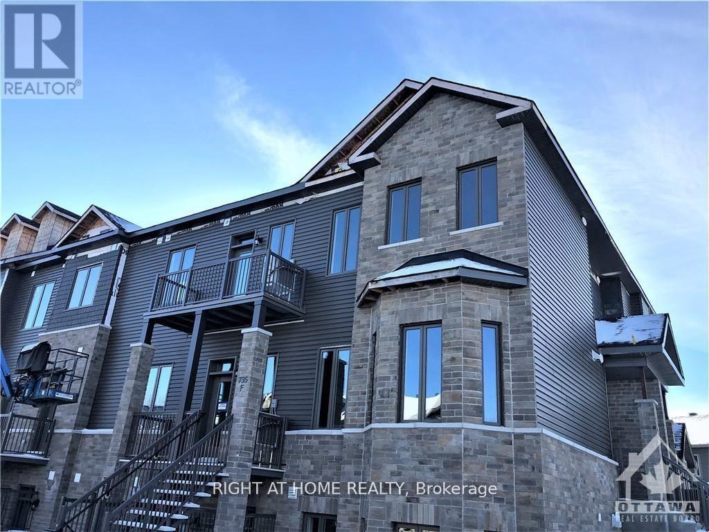 G - 735 DEARBORN PRIVATE, ottawa, Ontario