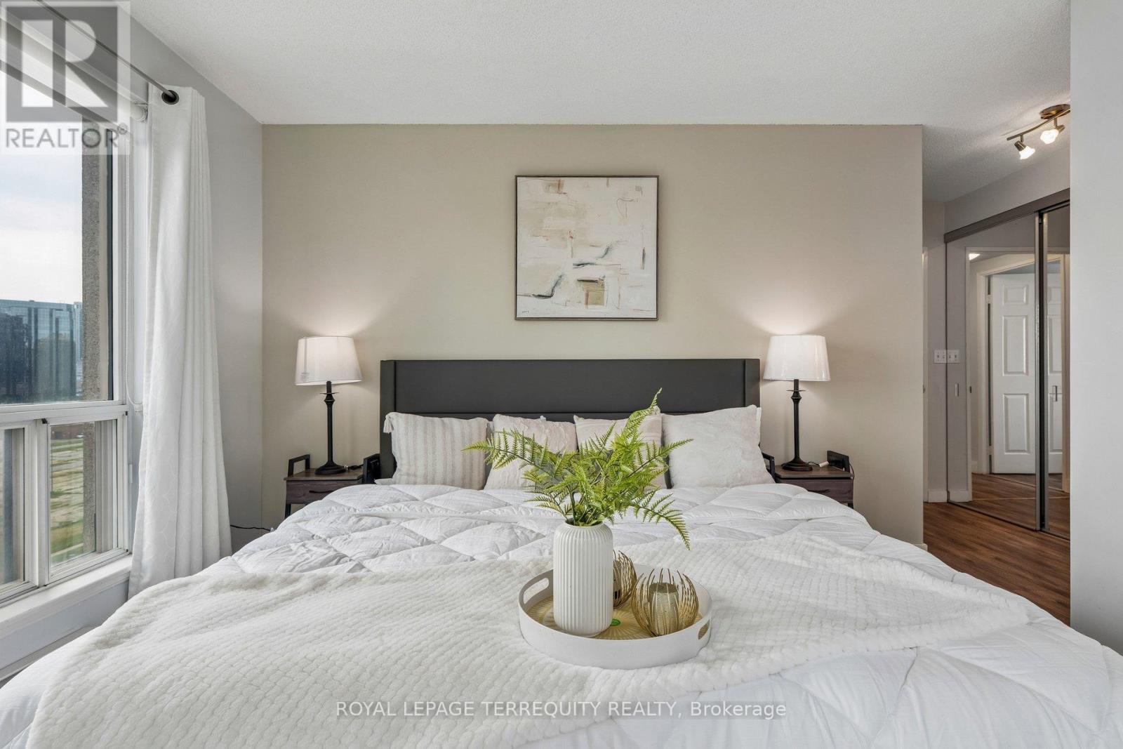 906 - 18 Lee Centre Drive, Toronto, Ontario  M1H 3H5 - Photo 15 - E13620402