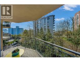 404 1930 MARINE DRIVE, West Vancouver, British Columbia