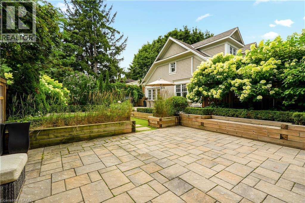 330 Camelot Court, Burlington, Ontario  L7L 2G3 - Photo 49 - 40846447