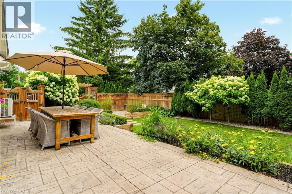 330 Camelot Court, Burlington, Ontario  L7L 2G3 - Photo 45 - 40846447