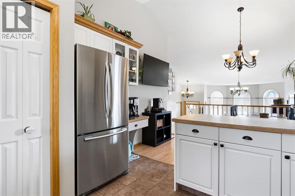 6206 Davis Place, Olds, Alberta  T4H 1V8 - Photo 12 - A2332151
