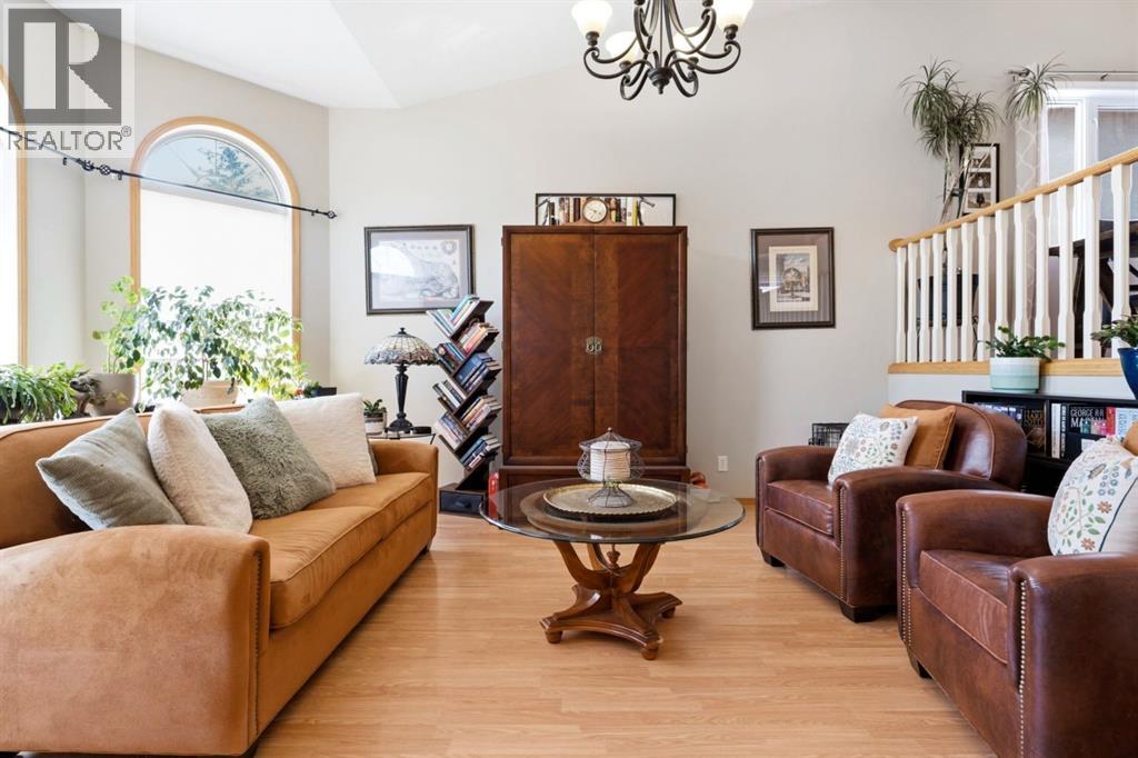 6206 Davis Place, Olds, Alberta  T4H 1V8 - Photo 6 - A2332151