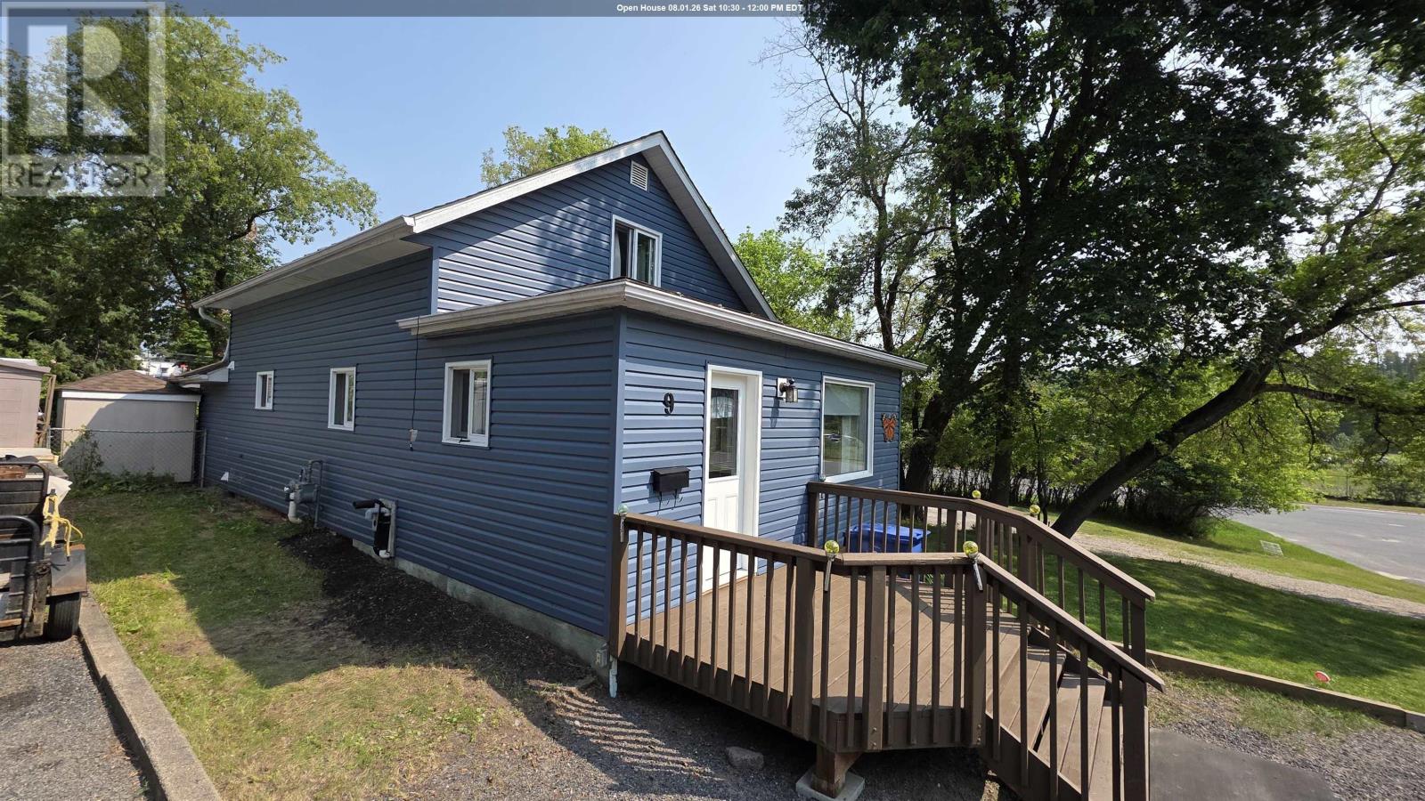 9 MASCOTT AVE, KENORA, Ontario
