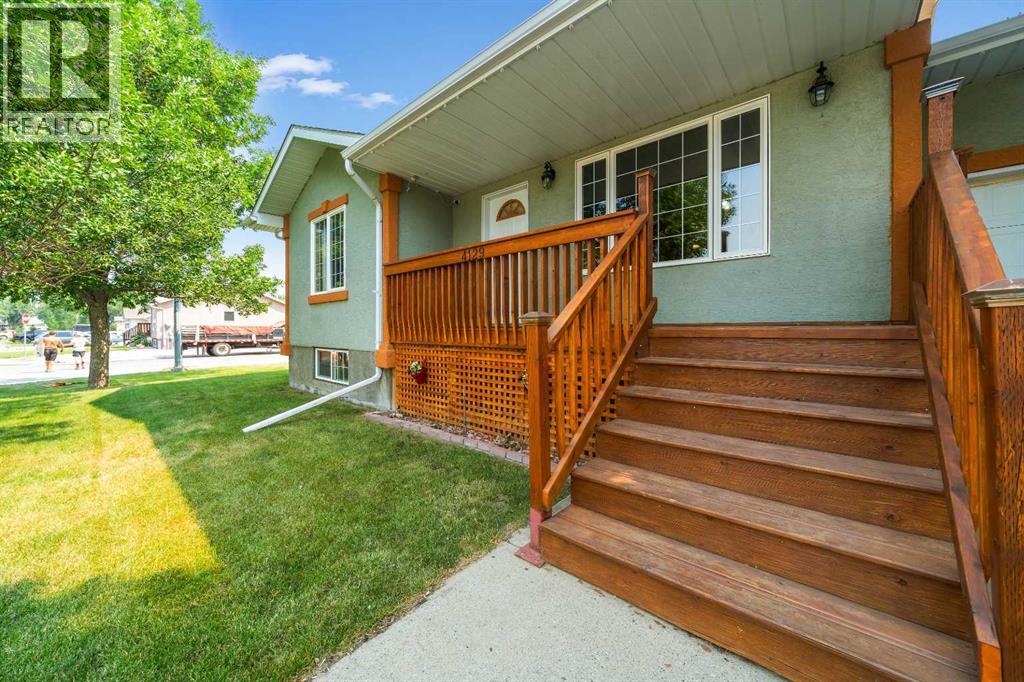 4129 55 Street, Taber, Alberta T1G 1B9 - Photo 4 - A2332831