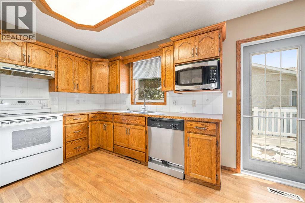 4129 55 Street, Taber, Alberta T1G 1B9 - Photo 9 - A2332831