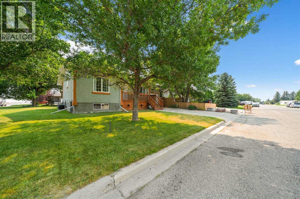 4129 55 Street, Taber, Alberta T1G 1B9 - Photo 2 - A2332831