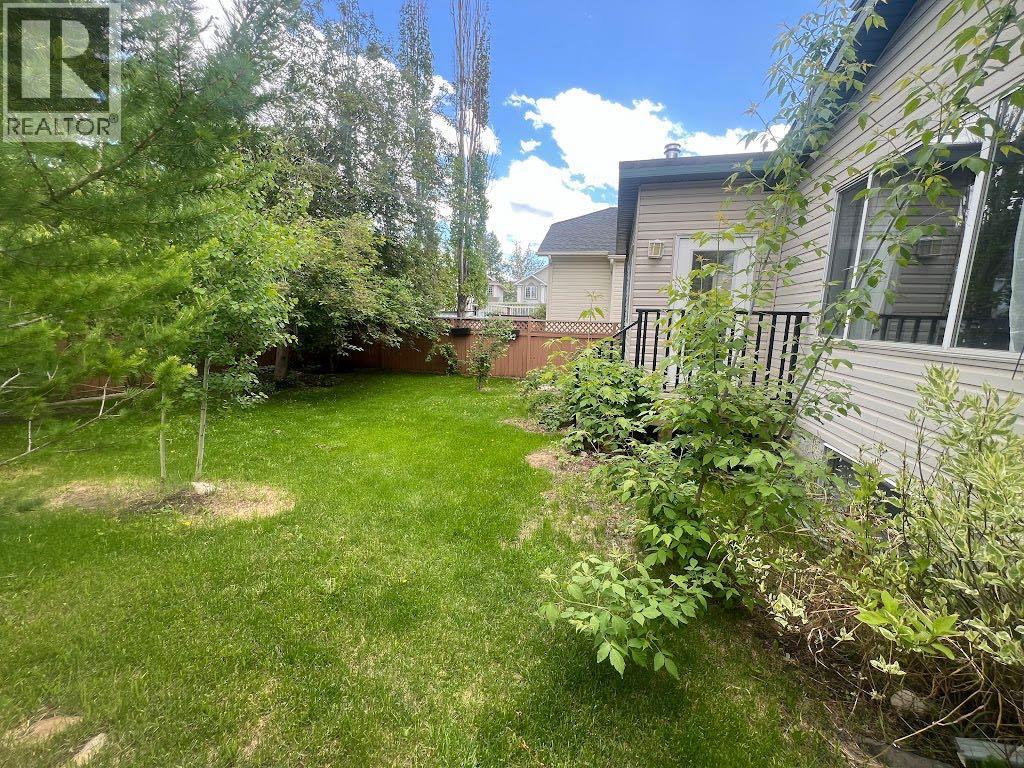 128 Valley Brook Circle NW, Calgary, Alberta  T3B 5S2 - Photo 45 - A2312468