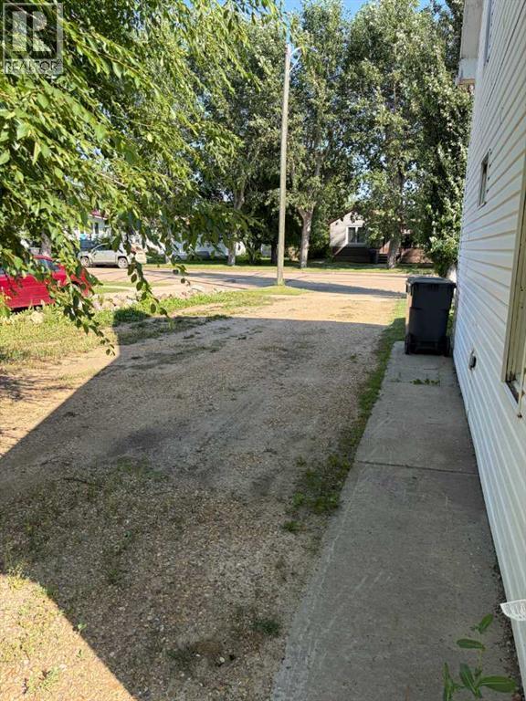 5206 49 Street, Castor, Alberta  T0C 0X0 - Photo 33 - A2333168
