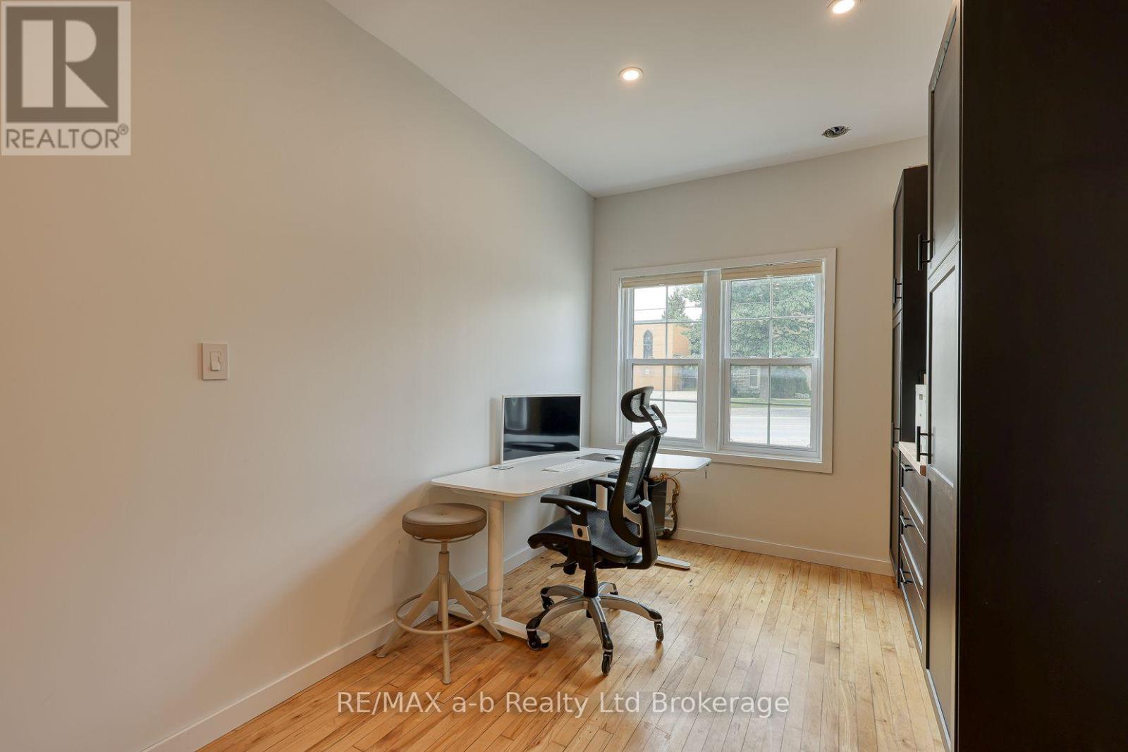 119 Woodstock Street S, East Zorra-Tavistock, Ontario  N0B 2R0 - Photo 11 - X13620684