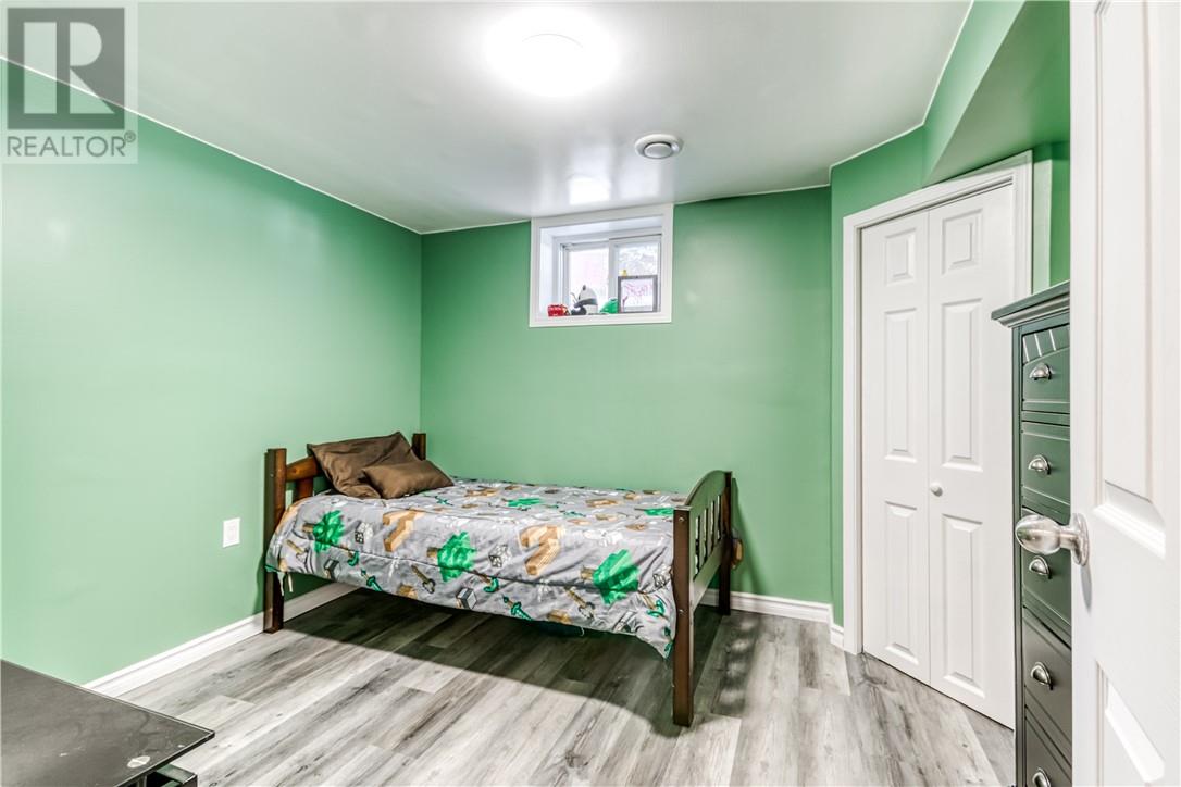 6 Des Pins Street, Field, Ontario  P0M 1H0 - Photo 18 - 2129557