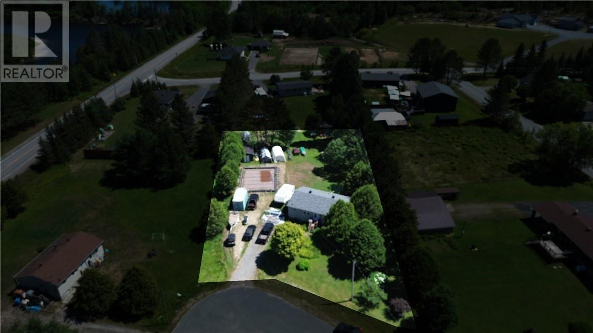 6 Des Pins Street, Field, Ontario  P0M 1H0 - Photo 20 - 2129557
