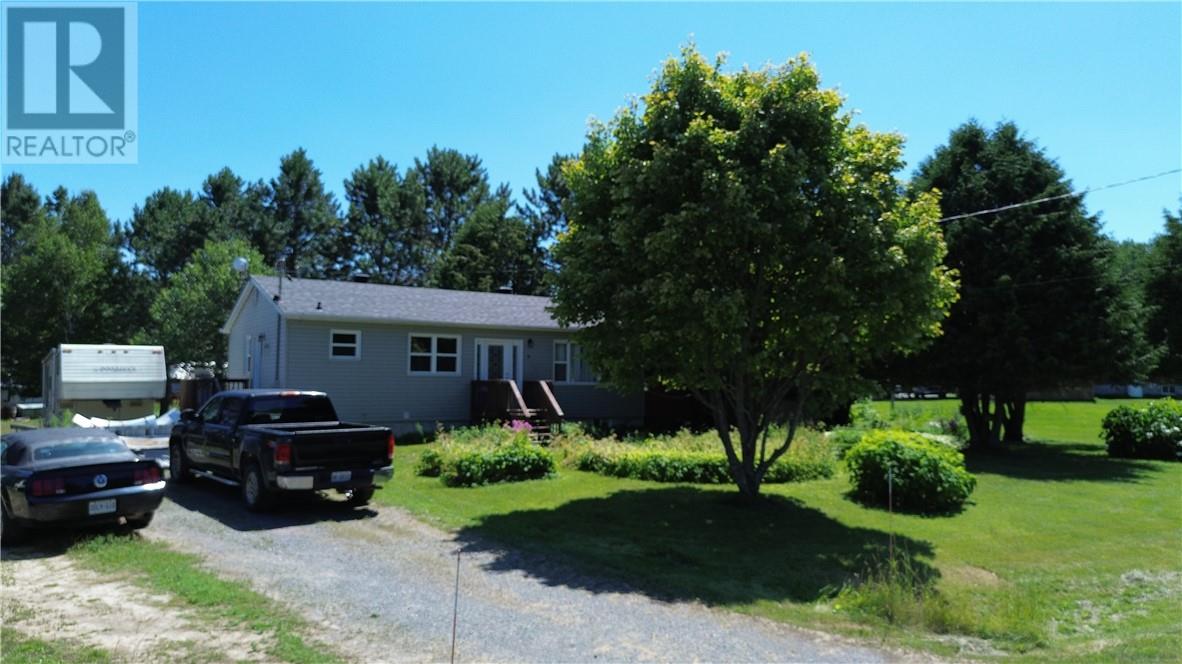 6 Des Pins Street, Field, Ontario  P0M 1H0 - Photo 22 - 2129557