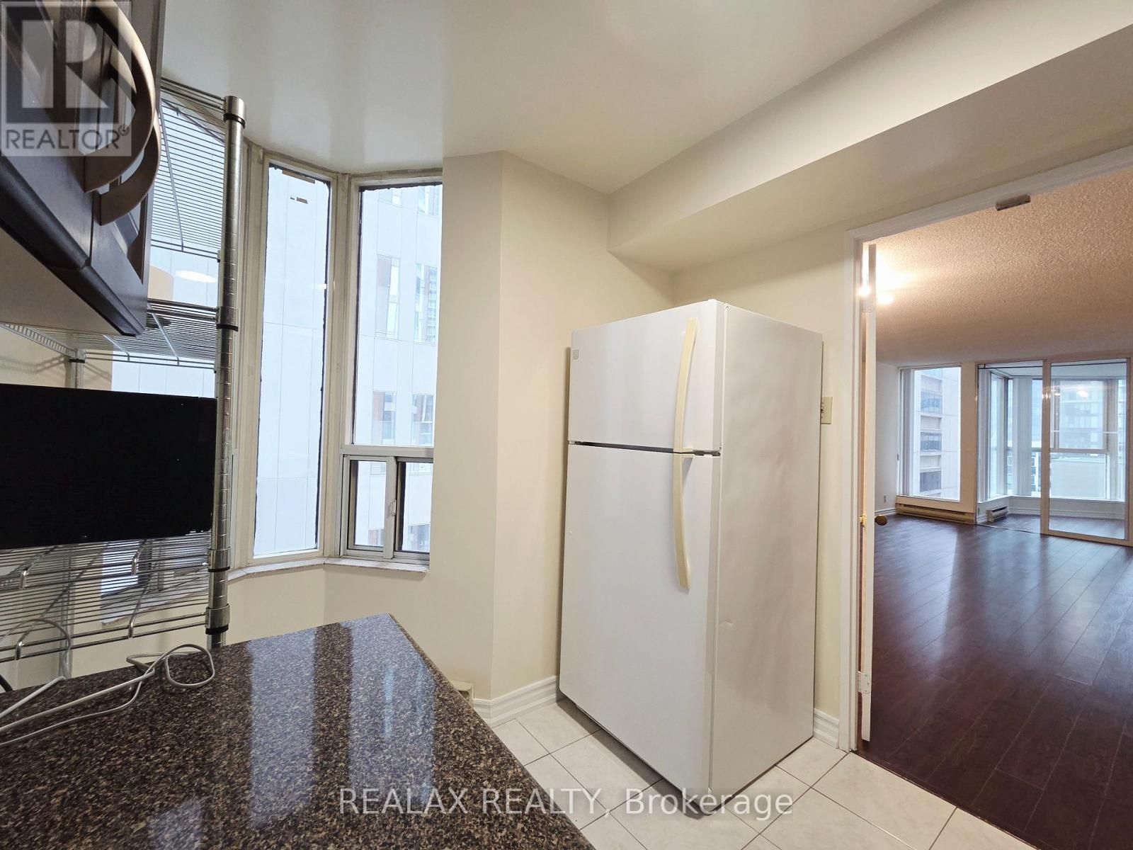 1403 - 55 Centre Avenue, Toronto, Ontario  M5G 2H5 - Photo 19 - C13620724