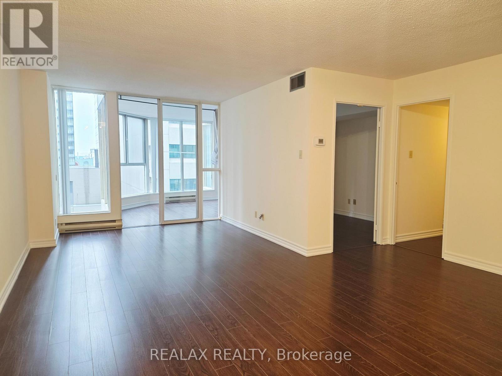 1403 - 55 Centre Avenue, Toronto, Ontario  M5G 2H5 - Photo 2 - C13620724