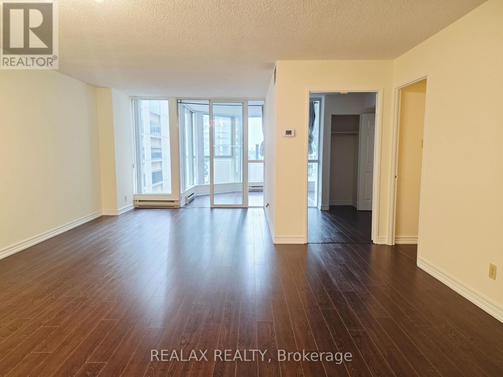1403 - 55 Centre Avenue, Toronto, Ontario  M5G 2H5 - Photo 3 - C13620724