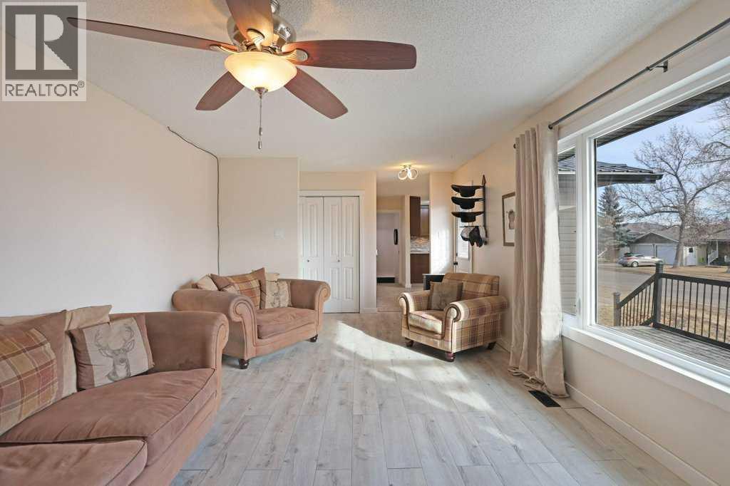 534 Iris Street, Rosemary, Alberta  T0J 2W0 - Photo 4 - A2332723
