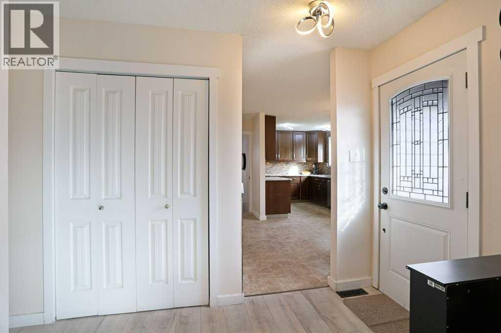 534 Iris Street, Rosemary, Alberta  T0J 2W0 - Photo 5 - A2332723