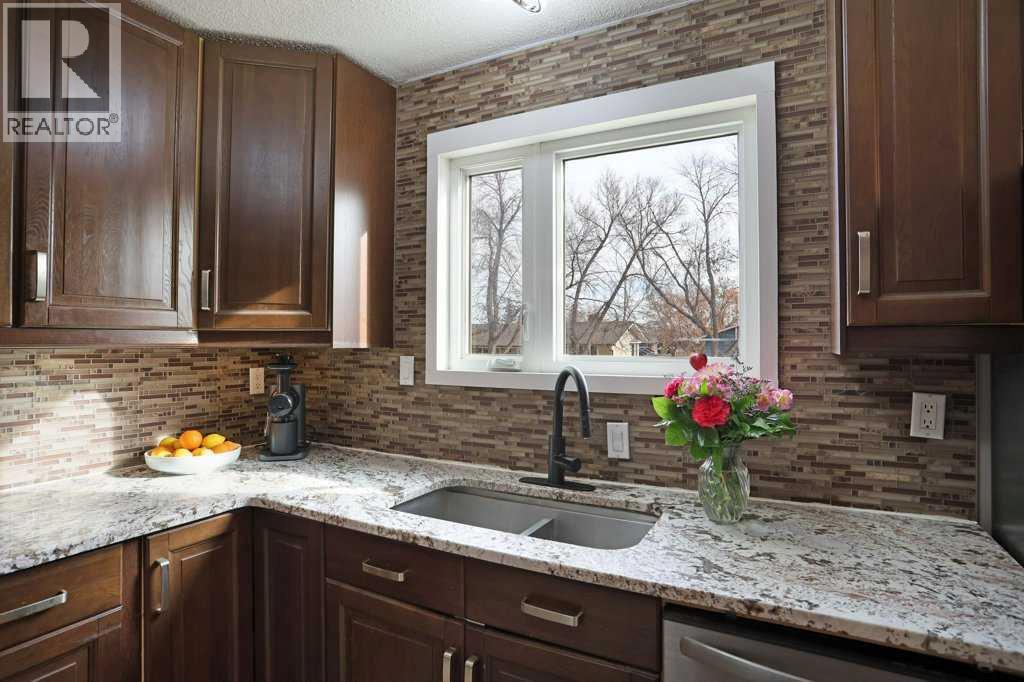 534 Iris Street, Rosemary, Alberta  T0J 2W0 - Photo 10 - A2332723