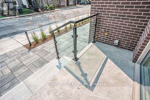 130 - 150 Logan Avenue, Toronto, Ontario  M4M 0E4 - Photo 4 - E13620610