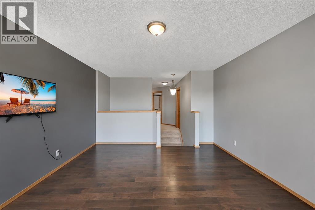 408 Bridlewood Court Sw, Calgary, Alberta  T2Y 3Z3 - Photo 19 - A2313224