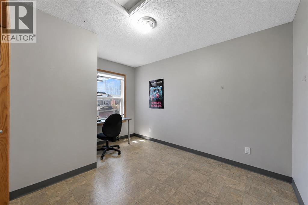 408 Bridlewood Court Sw, Calgary, Alberta  T2Y 3Z3 - Photo 26 - A2313224