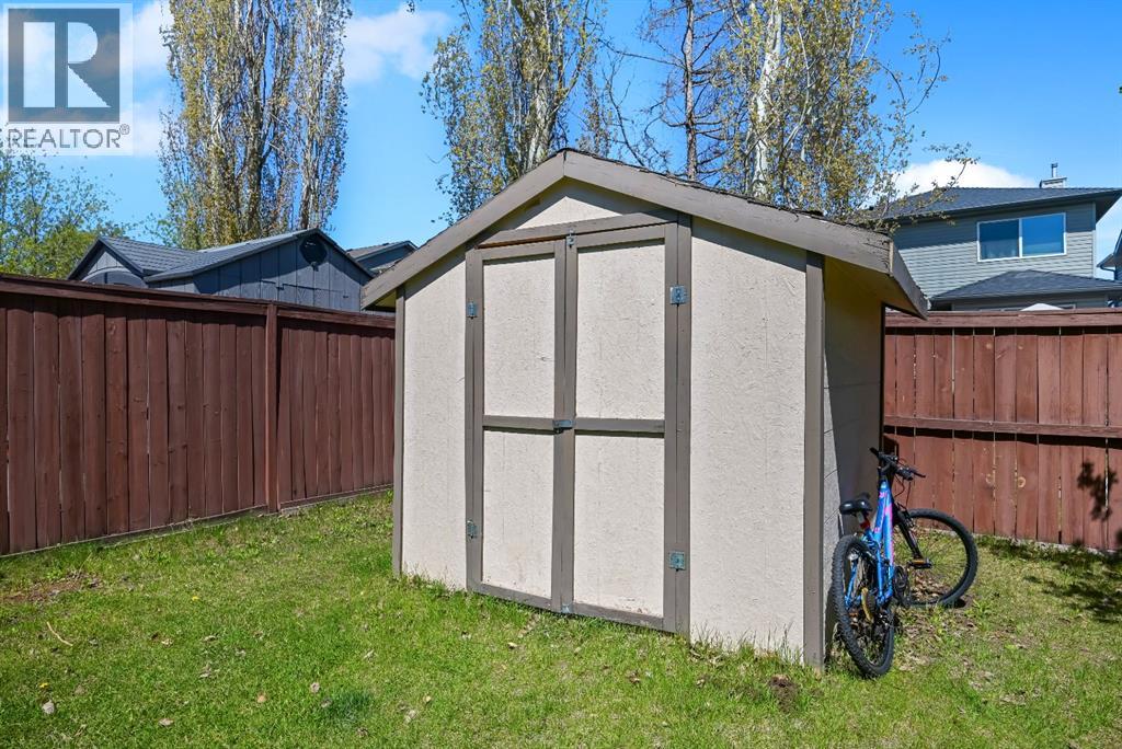 408 Bridlewood Court Sw, Calgary, Alberta  T2Y 3Z3 - Photo 35 - A2313224