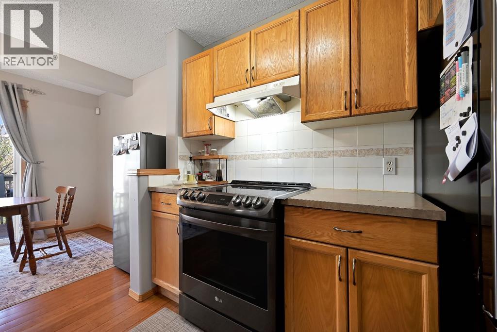 408 Bridlewood Court Sw, Calgary, Alberta  T2Y 3Z3 - Photo 12 - A2313224