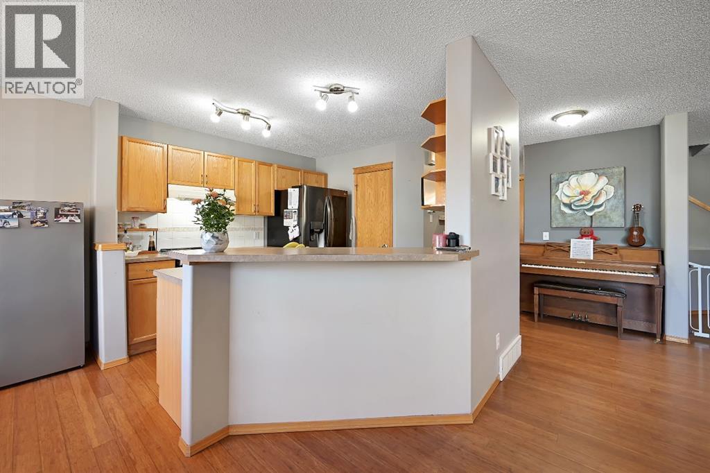 408 Bridlewood Court Sw, Calgary, Alberta  T2Y 3Z3 - Photo 8 - A2313224