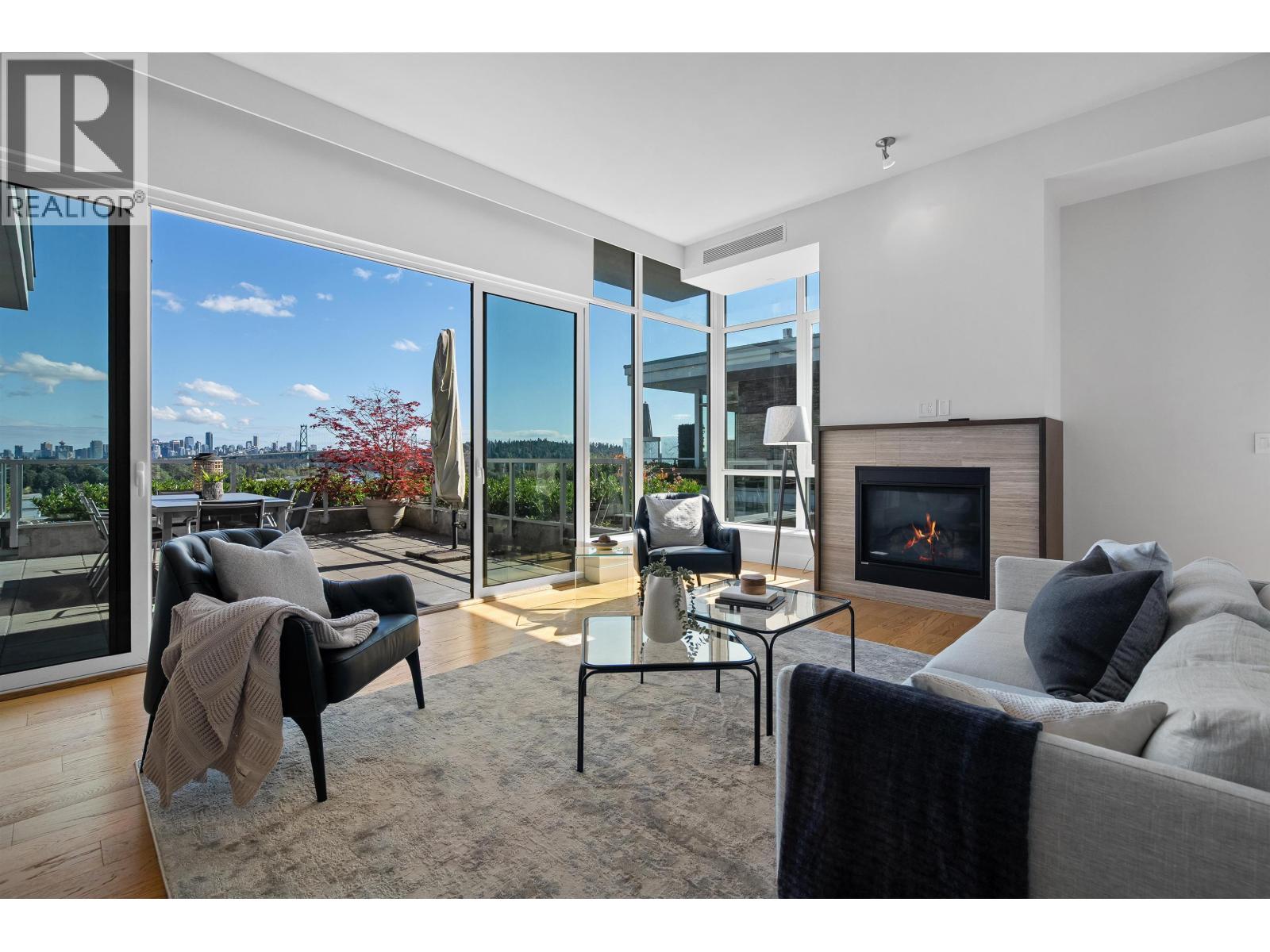 702 876 Keith Road, West Vancouver, British Columbia  V7T 1M3 - Photo 6 - R3151190
