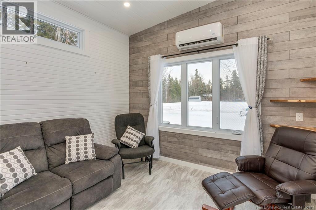 414 Bas De L'allee, Richibucto-Village, New Brunswick  E4W 1A3 - Photo 13 - NB132182