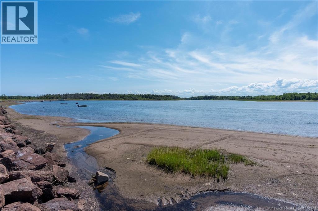 414 Bas De L'allee, Richibucto-Village, New Brunswick  E4W 1A3 - Photo 6 - NB132182