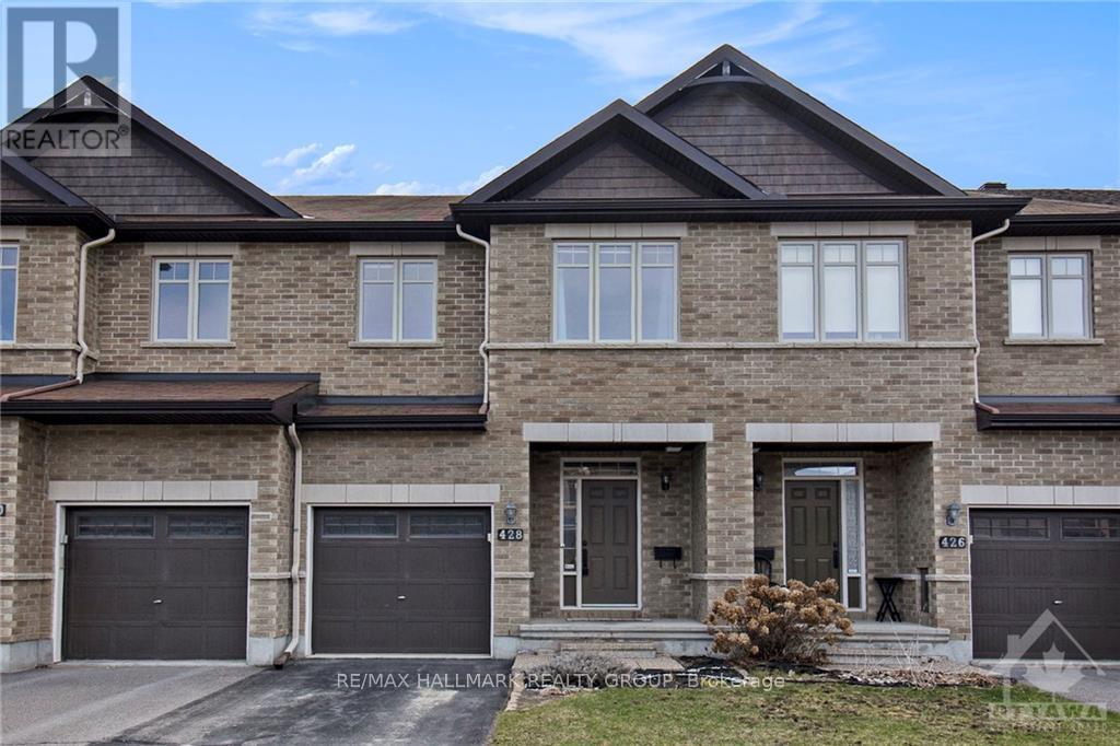 428 Arncliffe Avenue, Ottawa, Ontario K2W 0B7 - Photo 2 - X13620722