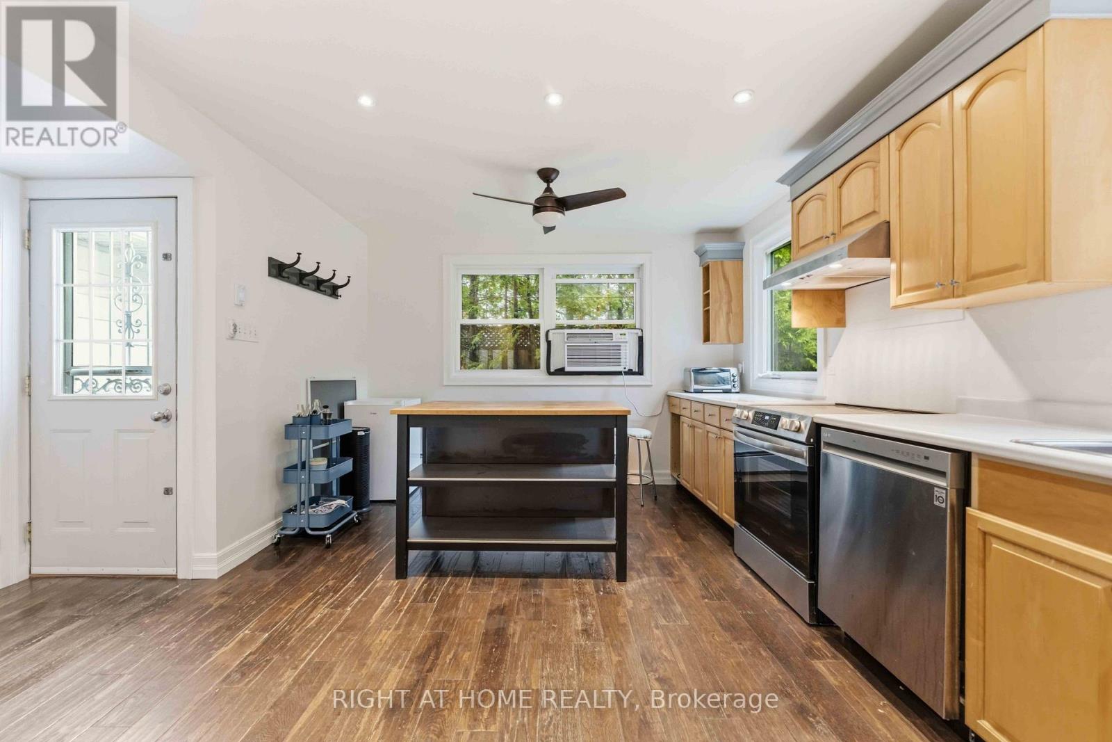 73 Hobart Crescent, Ottawa, Ontario K2H 5S3 - Photo 13 - X13620796