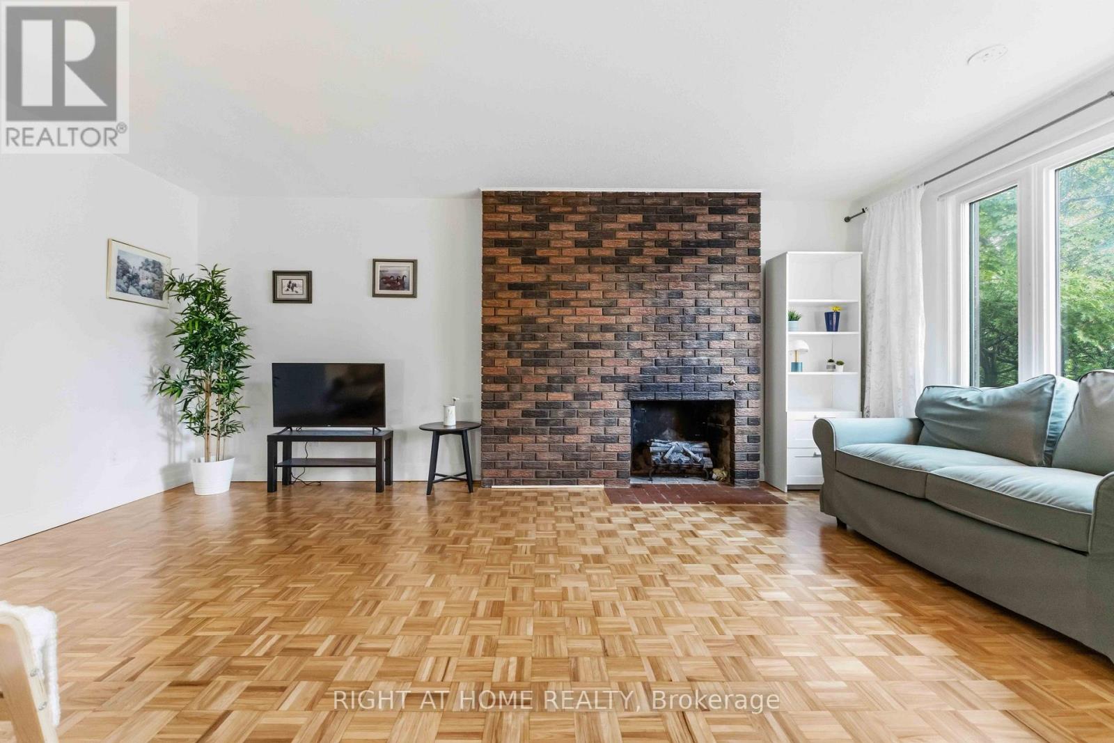 73 Hobart Crescent, Ottawa, Ontario K2H 5S3 - Photo 5 - X13620796