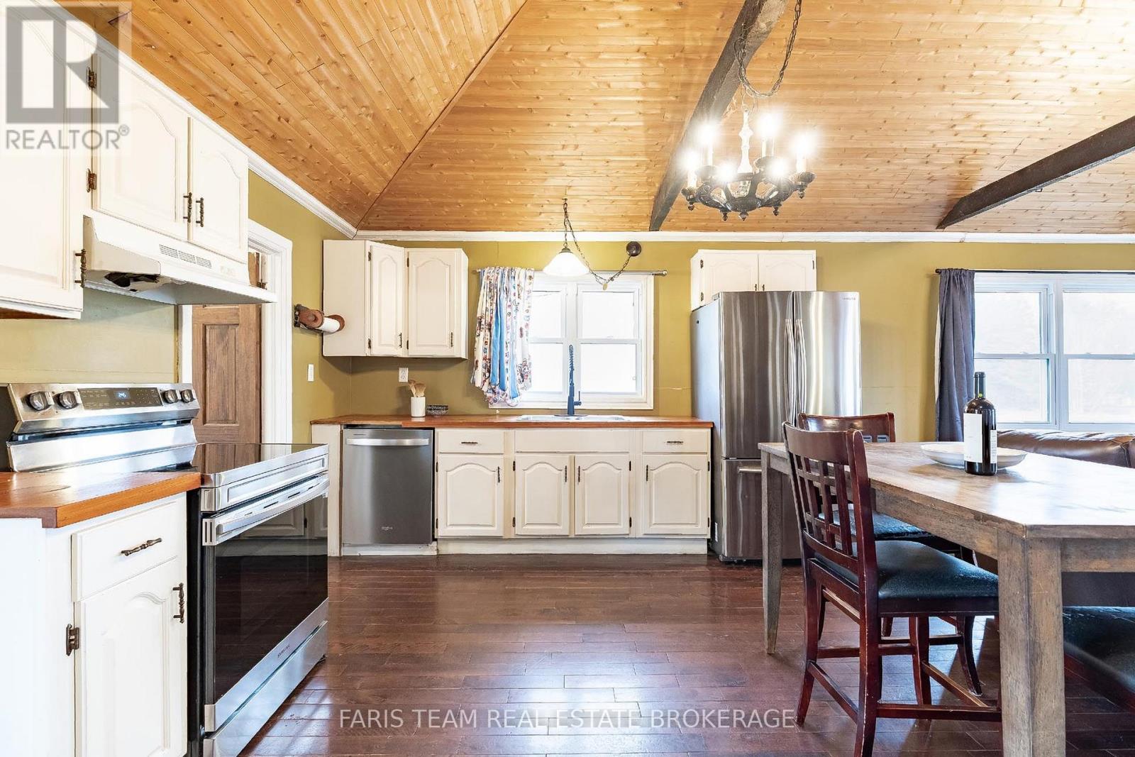 1417 Maple Way, Innisfil, Ontario  L0L 1C0 - Photo 5 - N13620602