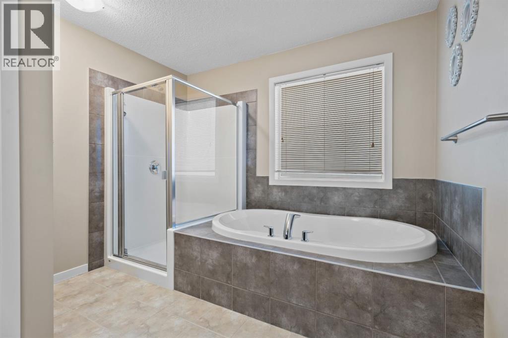 30 Redstone Parade NE, Calgary, Alberta  T3N 0J7 - Photo 33 - A2331604