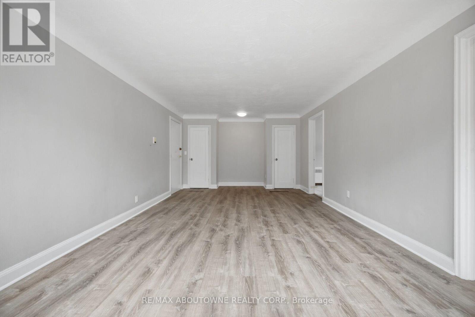 1 - 1037 Churchill Avenue, Oakville, Ontario  L6H 2A7 - Photo 12 - W13620664