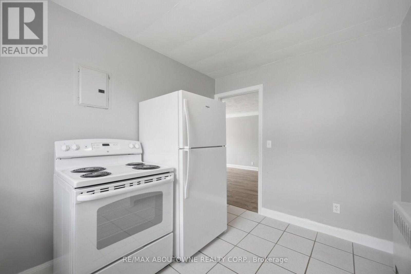 1 - 1037 Churchill Avenue, Oakville, Ontario  L6H 2A7 - Photo 15 - W13620664