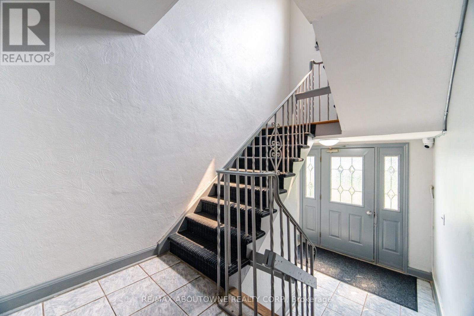 1 - 1037 Churchill Avenue, Oakville, Ontario  L6H 2A7 - Photo 24 - W13620664
