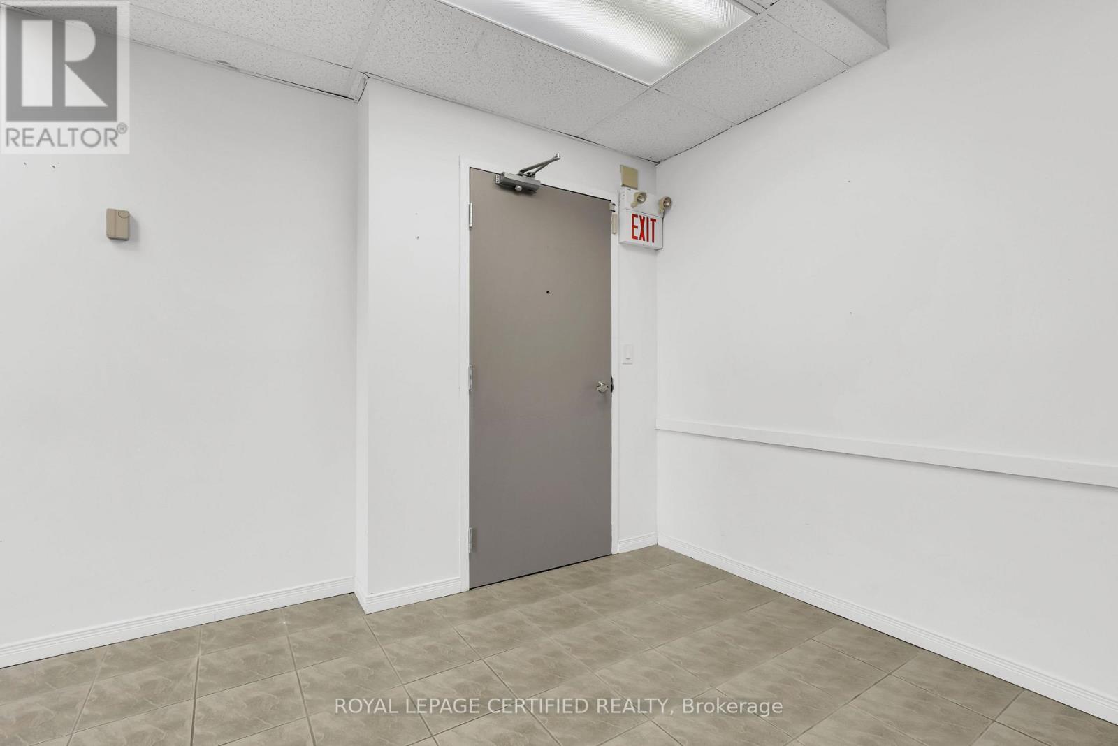 304 - 3024 Hurontario Street, Mississauga, Ontario  L5B 4M4 - Photo 8 - W13620718