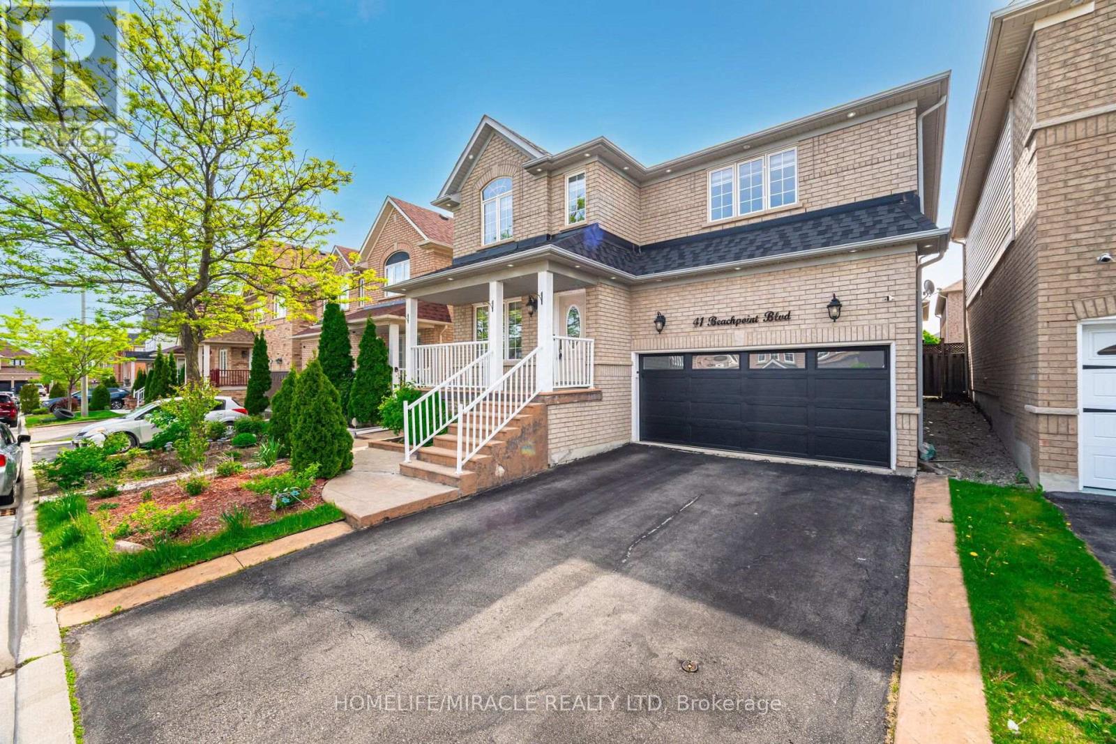Upper - 41 Beachpoint Boulevard, Brampton, Ontario  L7A 2T7 - Photo 2 - W13620762